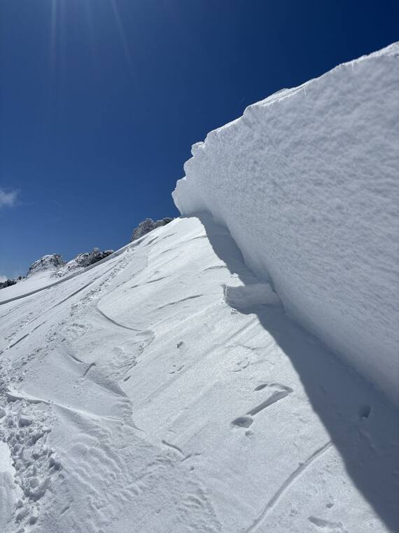 Wind-built cornice